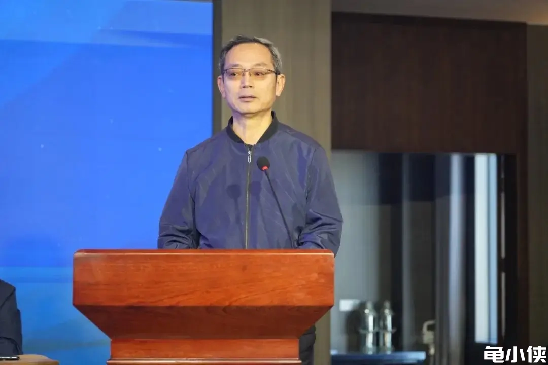 会长助理康亚军