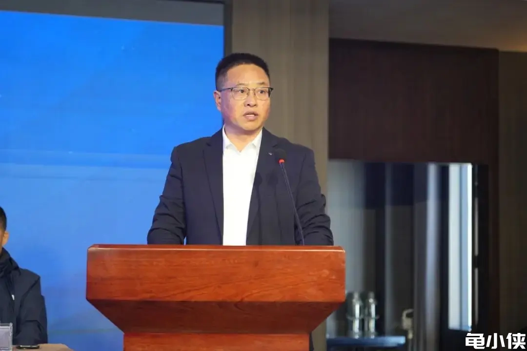 无为市渔业管理服务中心主任张俊荣